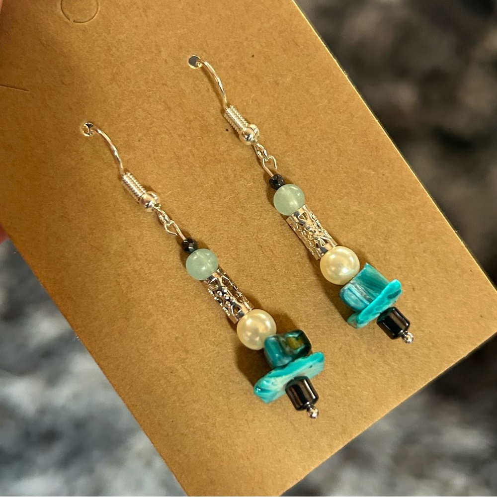 Handcrafted elegant genuine abalone shell vintage bead faceted hematite earrings